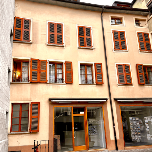 Façade Rue du Rhône